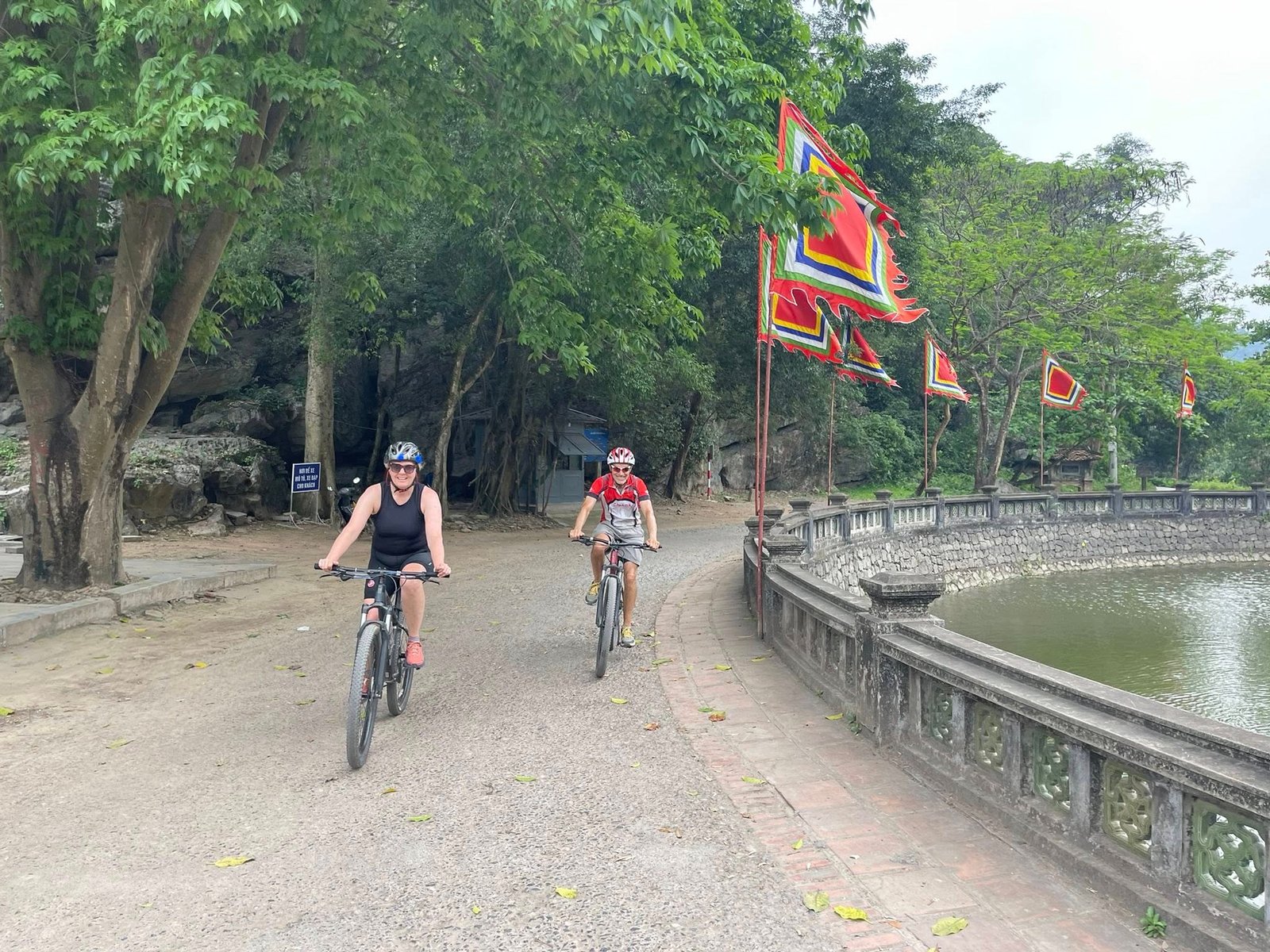 E-Bikes Cycling Tour Mai Chau – Pu Luong – Ninh Binh 6 Day Adventure